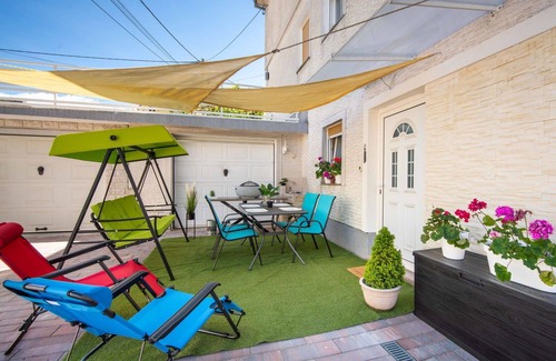 Trinajstici Apartment | Cosy apartment for 4 people with A/C, WIFI, TV and parking