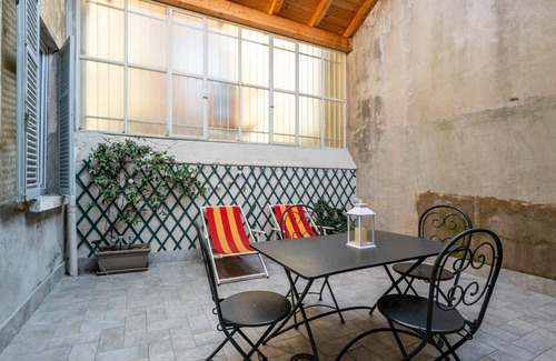 Omegna Apartment | Cosy apartment for 4 people with WIFI, TV, terrace, pets allowed and parking