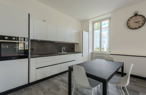 Rovereto Apartment | Cosy apartment for 5 people with WIFI, TV, balcony and parking
