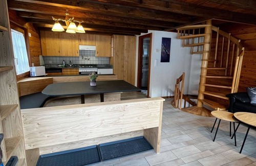 Saas-Fee Apartment | Cosy apartment for 6 people with WIFI, TV and pets allowed