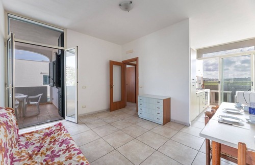 Rivabella Apartment | Cosy apartment for 6 people with A/C, TV, balcony, pets allowed and panoramic view