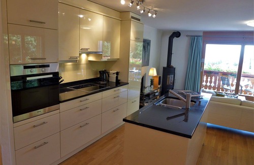 Randogne Apartment | Cosy apartment for 6 people with WIFI, TV, terrace and parking