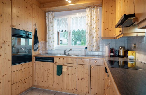 Mitloedi Apartment | Cosy apartment for 6 people with WIFI, balcony and parking