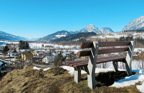 Grosssoelk Apartment | Cosy apartment for 5 people with hot tub, WIFI, TV, terrace, panoramic view and parking