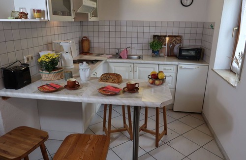 Wesenberg Apartment | Cosy apartment for 4 guests with TV and pets allowed
