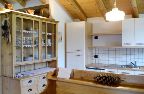 Bellamonte Apartment | Cosy apartment for 10 guests with WIFI, TV and pets allowed