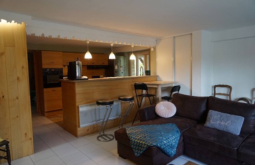 Sarlat-la-Caneda Apartment | Cosy apartment in a Périgourdine villa on the outskirts of Sarlat