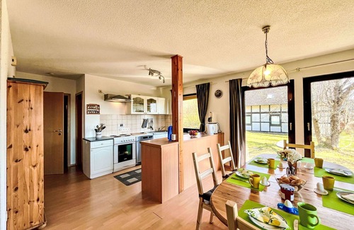 Frankenau House | Cosy apartment in villa for 4 guests with WIFI, TV and terrace