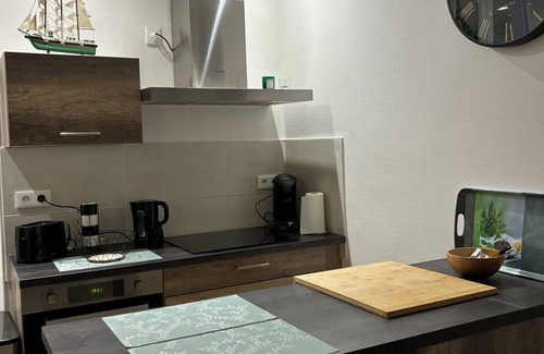 Benfeld Apartment | Cosy apartment ideal Christmas market Europapark Rulentica Wine Route