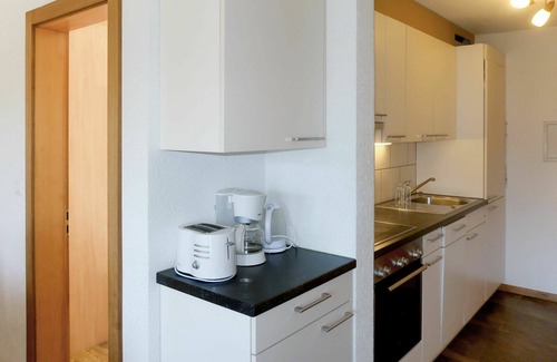 Heremence House | Cosy apartment in villa for 8 guests with WIFI, TV and terrace