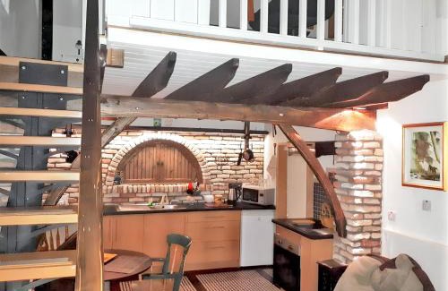 Galway Apartment | Cosy Apartment in Galway with Balcony, 32 m², City View