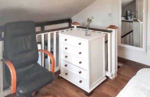 Galway Apartment | Cosy Apartment in Galway with Balcony, 32 m², City View