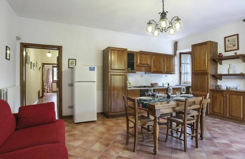 Terricciola House | Cosy apartment in villa for 7 guests with pool, WIFI, TV, terrace, pets allowed and parking