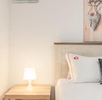 Mafamude Apartment | Cosy Apartment with Veranda in Gaia - 1E