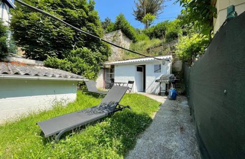 Jouy-en-Josas Apartment | Cosy Appart Jouy N1 RER C 500 m