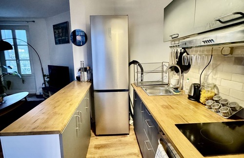 Arcueil Apartment | Cosy Appartement Lumineux