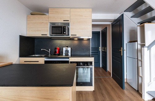 Saint-Sorlin-d'Arves Apartment | Cosy apt 8 ppl, mountain view, pool, parking