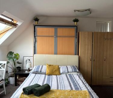 Newtownards Apartment | Cosy Ards Loft Apartment
