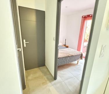 Bollene Apartment | Cosy avec extérieur privée