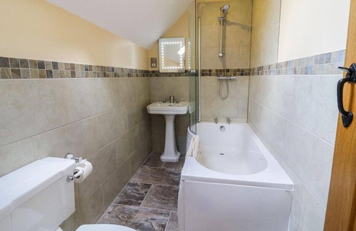 Corwen House | Cosy Barn - Sleeps 8, Hot Tub & Countryside Views