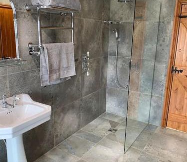 Scarborough House | Cosy Bay Cottage