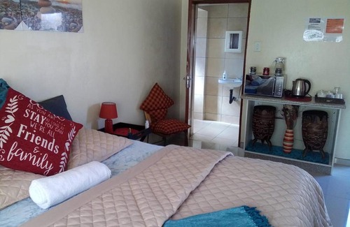 Emalahleni House | Cosy Beds Web