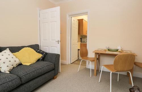 Heysham House | Cosy Bee