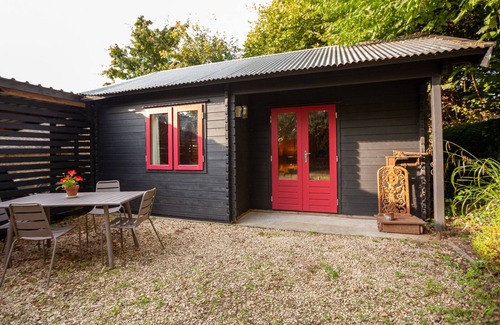 Bridport Cabin | Cosy Cabin in stunning Thomas Hardy countryside 5 miles from the Jurassic Coast.
