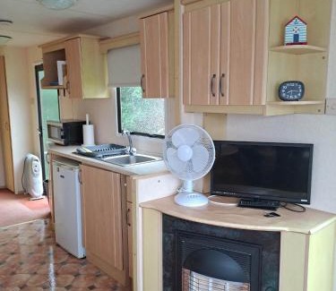 Narberth Resort | Cosy Caravan at Blackmoor Farm