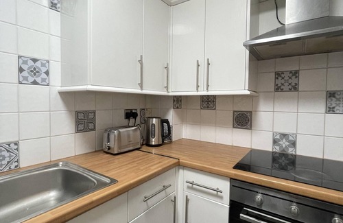 Grangetown Apartment | Cosy Cardiff Apartment Near City Centre
