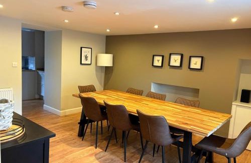 Dornoch Apartment | Cosy Carnegie Cottage close to Dornoch Golf Course