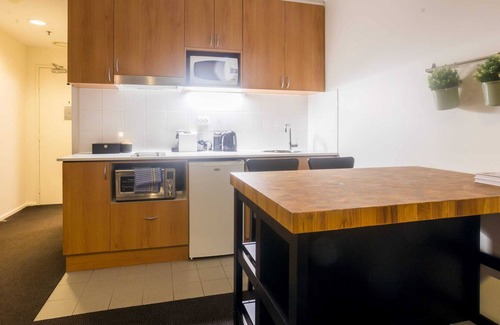 Perth Central Business District Apartment | Cosy & Central Studio APT in The Heart of Perth