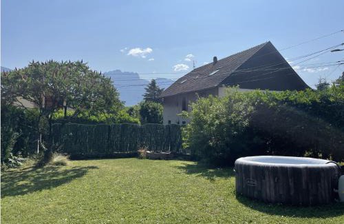 Sevrier Ski Chalet | Cosy Chalet Annecy Lake for a family