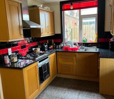 Loughborough House | Cosy & comfortable home in the heart of Loughborough
