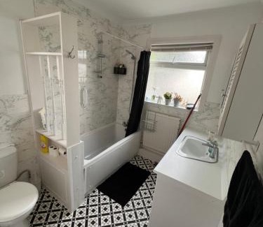 Loughborough House | Cosy & comfortable home in the heart of Loughborough