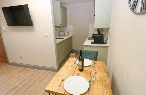 Durham House | Cosy Cottage 5