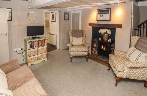 Burford House | Cosy Cottage
