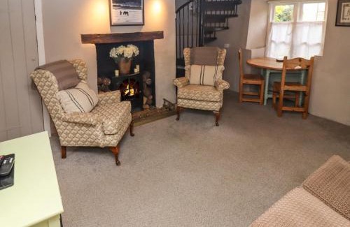 Burford House | Cosy Cottage