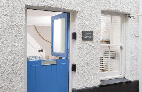 Fowey House | Cosy Cottage