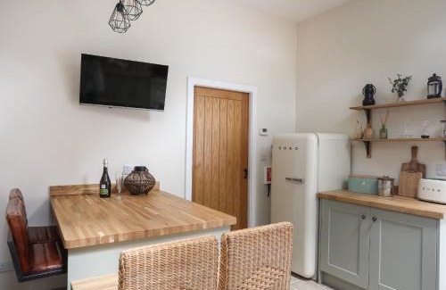 Menai Bridge House | Cosy Cottage