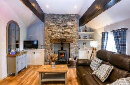 Menai Bridge House | Cosy Cottage