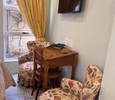 Greenside Apartment | Cosy Cottage Greenside