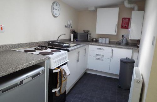 Cardigan House | Cosy Cottage In Cardigan