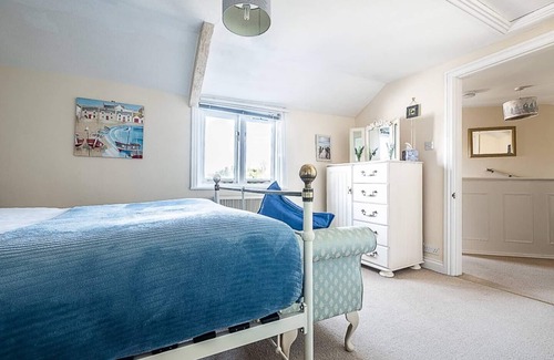 Ebford House | Cosy cottage in harbourside - Pass The Keys