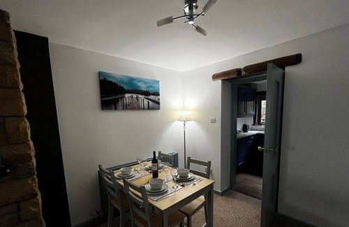 Worsthorne Cottage | Cosy Cottage in quaint Lancashire village with great walking