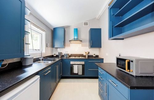 Shortlands Cottage | Cosy Cottage in the Heart of Bromley
