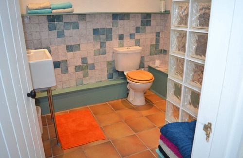 Fishguard Cottage | Cosy cottage on the Preseli Hills in Pembrokeshire