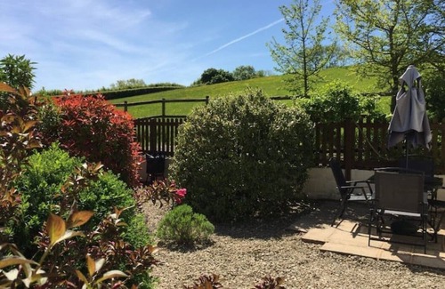 Wedmore Cottage | Cosy Country Cottage near Cheddar and Wedmore