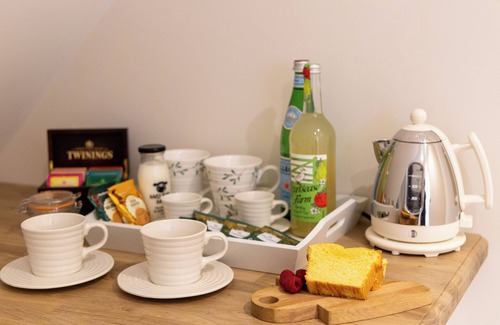 Montgomery House | Cosy countryside luxury apartment sleeping two. Surrounded by stunning panoramic views.