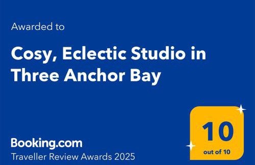 Three Anchor Bay Apartment | Cosy, Eclectic Apartment in Sea Point